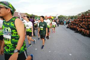 BIB: 
                            <button type="button" onclick="openModal(3530942)" class="btn btn-primary btn-sm float-right btn-popup" data-toggle="modal" data-target=".modal-high-quality">
                        <i class="fas fa-shopping-cart"></i> Add to Cart
                    </button>
                                            <button type="button" onclick="isThisMe(3530942, true)" class="btn btn-success btn-sm float-right btn-popup btn-isme hidden" data-toggle="tooltip" data-placement="bottom" title="นี่คือรูปของคุณใช่ไหม คลิกที่นี่เพื่อเอาเข้าอัลบั้ม">
                        <i class="fas fa-plus"></i> Add to album
                    </button>
                    <button type="button" onclick="isThisMe(3530942, false)" class="btn btn-warning btn-sm float-right btn-popup btn-isnotme hidden">
                        <i class="fas fa-ban"></i> Remove from album
                    </button>